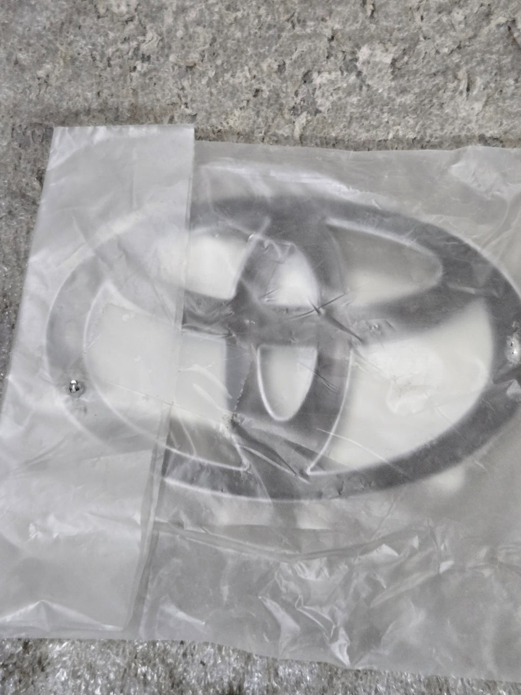 Genuine OEM Toyota 75431-02080 Rear Trunk Emblem Badge Logo NEW
