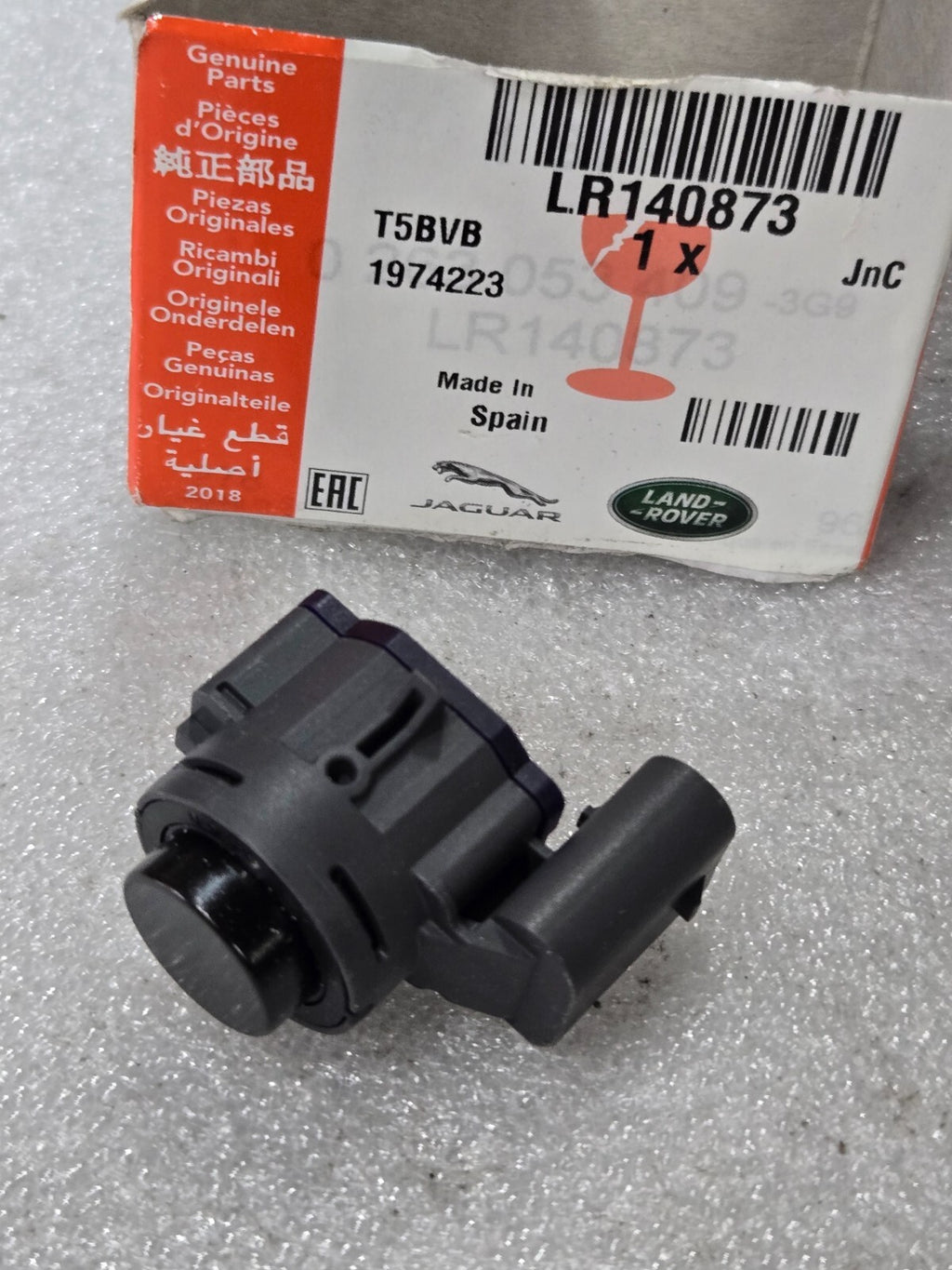 2020-2024 LAND ROVER DEFENDER L663 PDC SENSOR OEM L8B2-15K859-AA LR140873