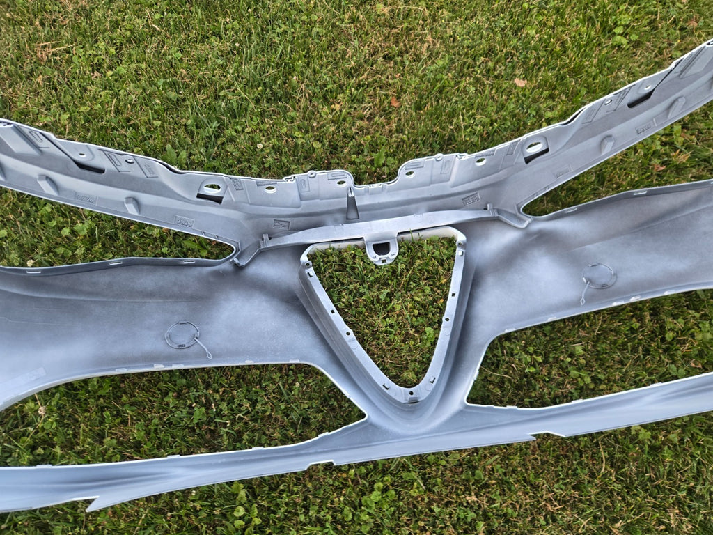 2017-2023 Alfa Romeo Giulia Front Bumper Cover OEM 50546875