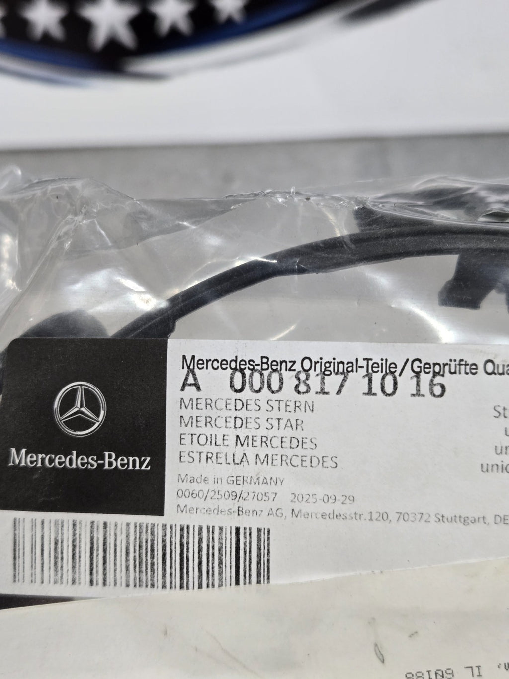 MERCEDES A B C CLA E GLA CLASS GRILL EMBLEM BADGE BRACKET PLASTIC A0008171016