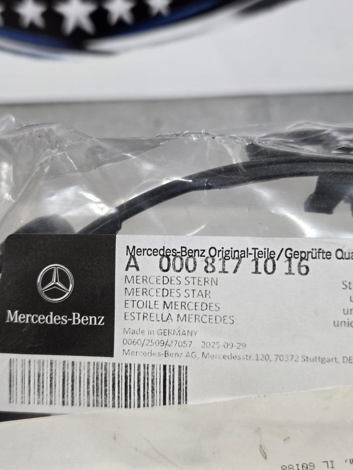 MERCEDES A B C CLA E GLA CLASS GRILL EMBLEM BADGE BRACKET PLASTIC A0008171016