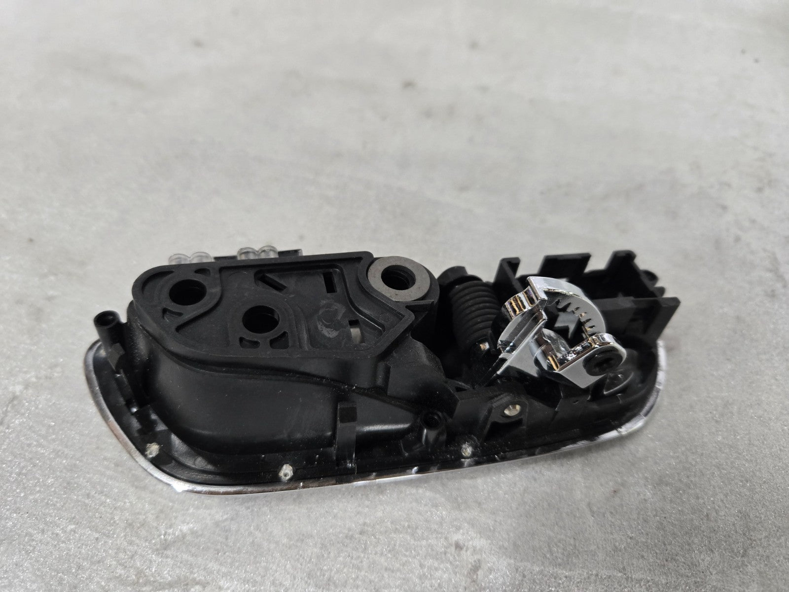 2019 Bentley Bentayga Left LH Rear Front Interior Release Handle 36A837019A OEM