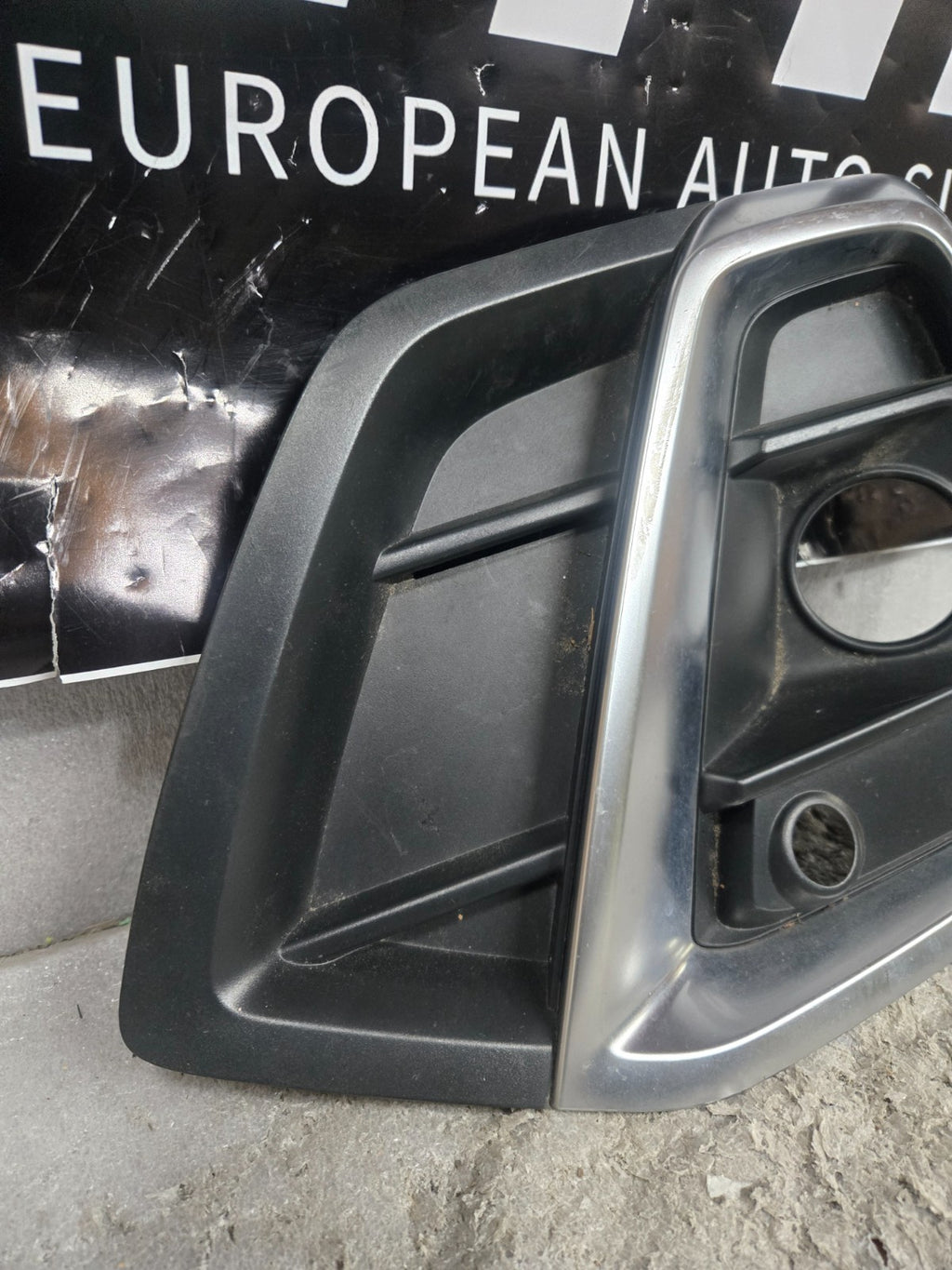 2021-2024 Audi Q5 SQ5 LEFT LOWER BUMPER GRILLE FOG TRIM OEM 80A807679AG OEM