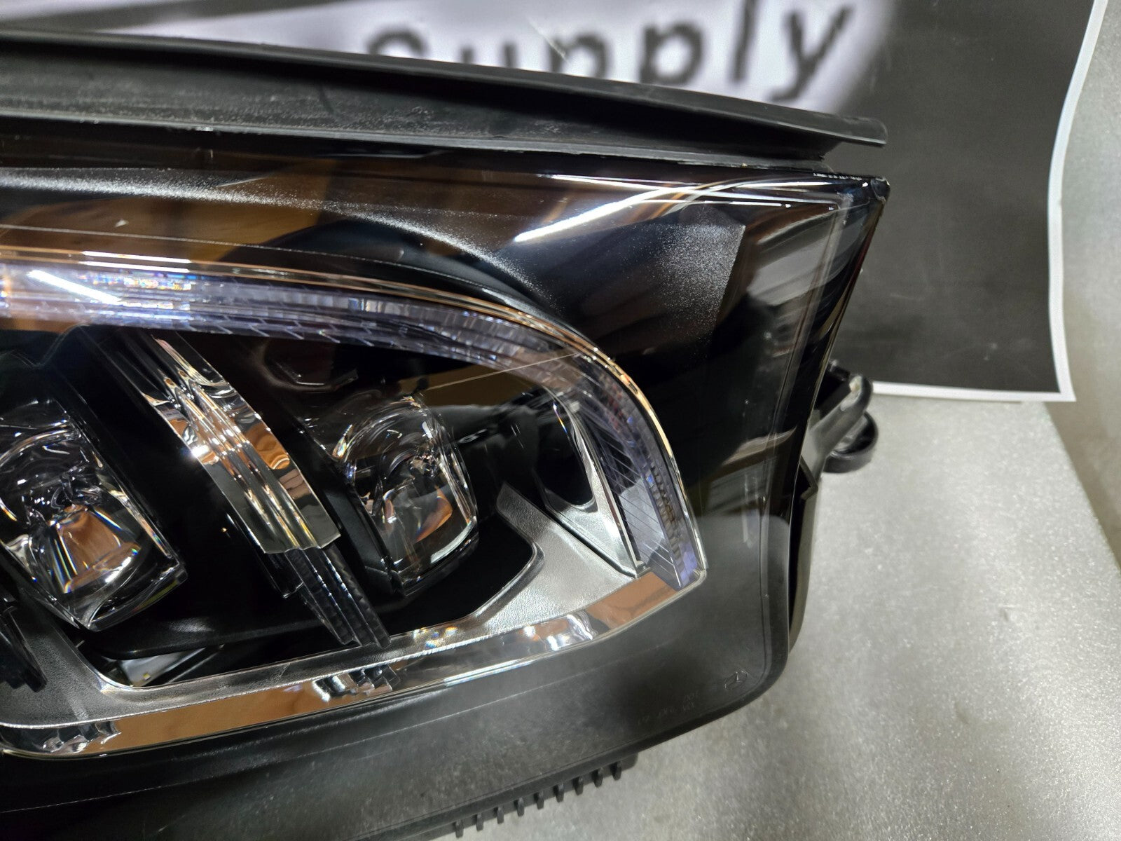 2020-24 Mercedes-Benz GLS450 GLS580 Right LED Headlight OEM A1679067011 COMPLETE