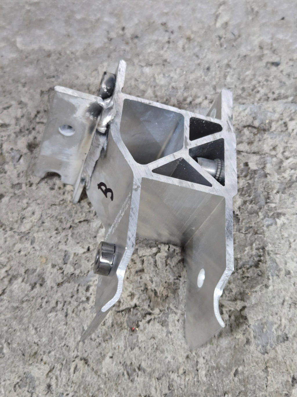 BMW G05 G06 G07 X5 X6 X7 Front Right RH Bumper Adapter Bracket 7421636 OEM