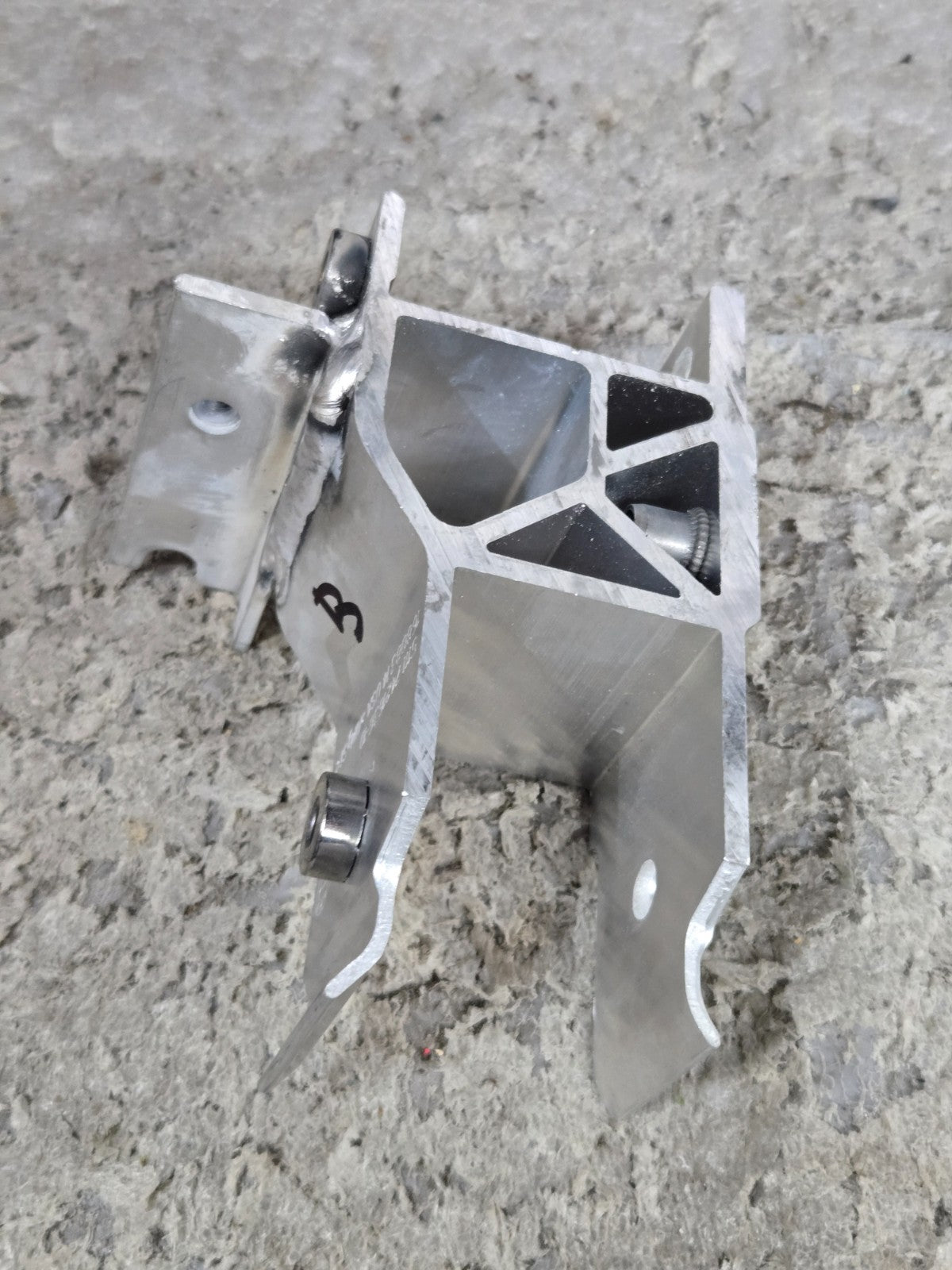 BMW G05 G06 G07 X5 X6 X7 Front Right RH Bumper Adapter Bracket 7421636 OEM