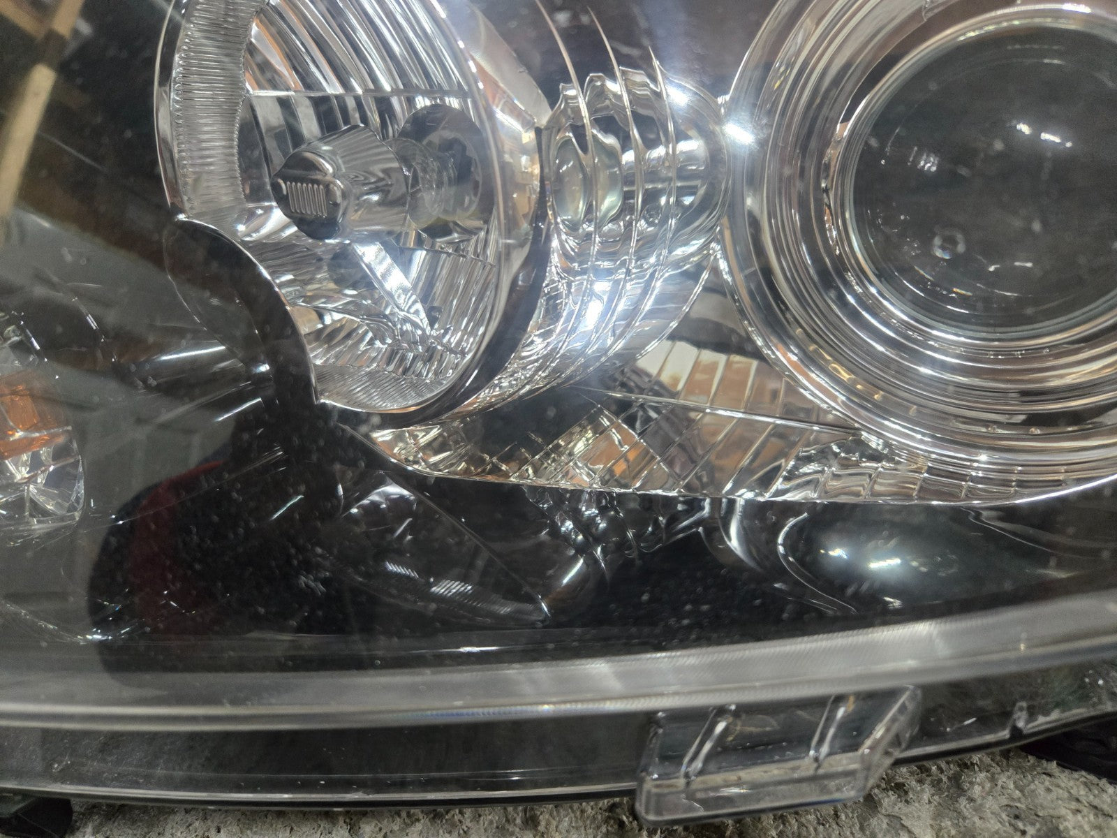 2011 2012 2013 Jeep Grand Cherokee Xenon HID Headlight Left LH Driver Side OEM