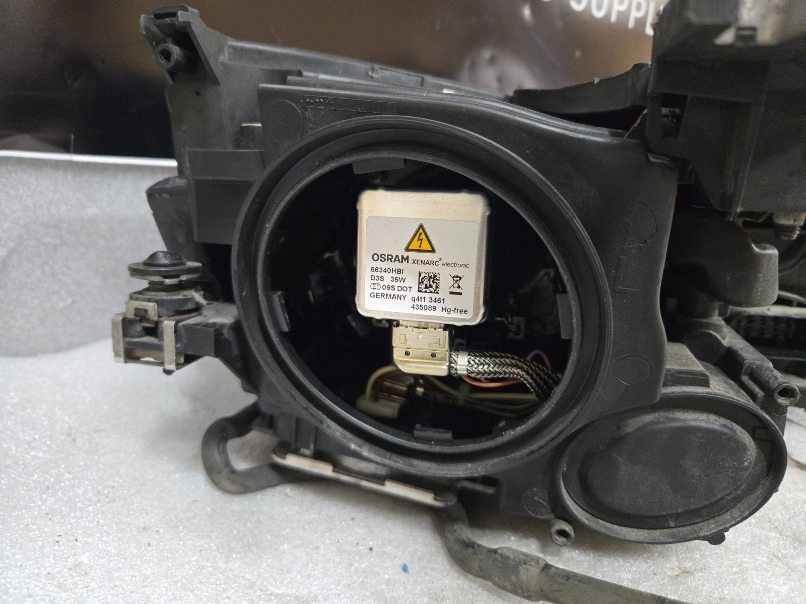 2012-2015 AUDI A7 LEFT LH DRIVER SIDE XENON HEADLIGHT COMPLETE OEM 4G8941005E