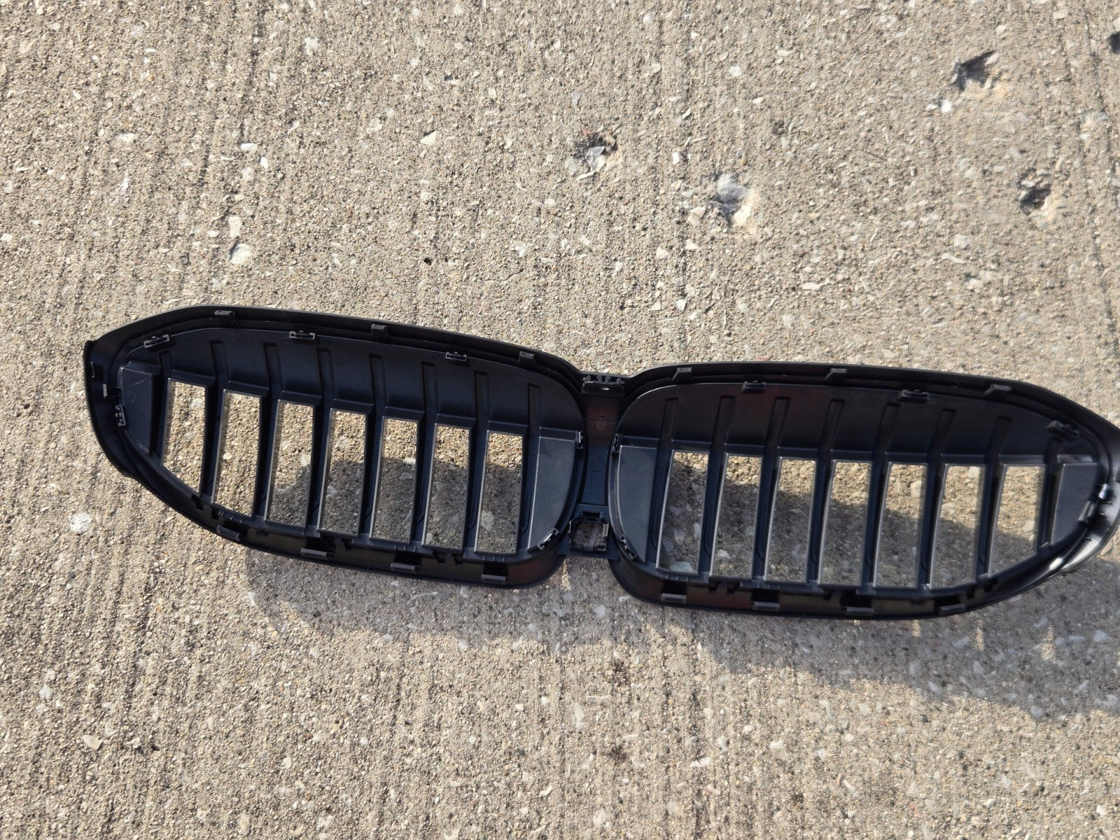 2019 2020 2021 BMW 330I BLACK FRONT GRILLE M340I G20 5113 192976-10 OEM