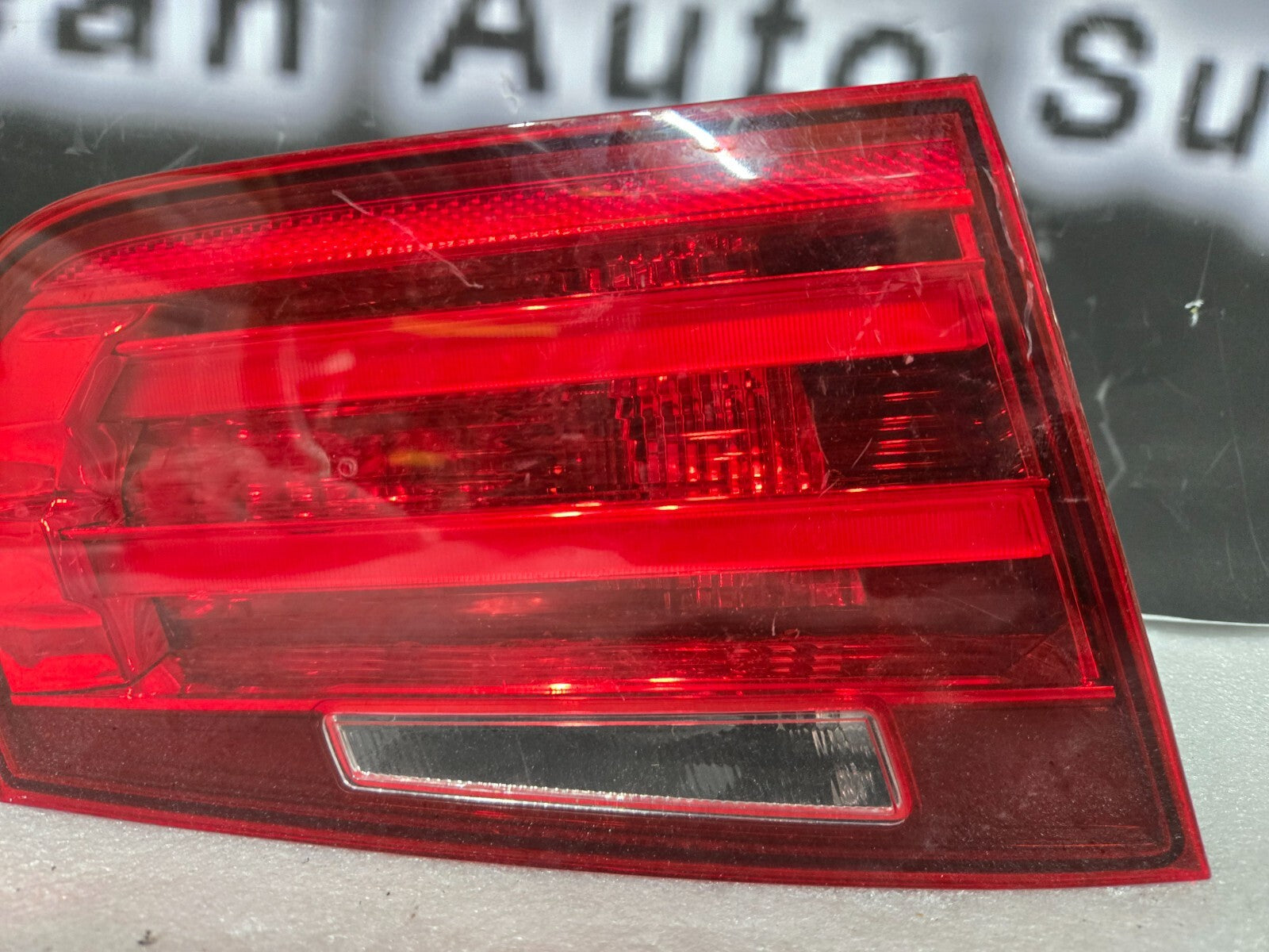 2012-2015 BMW 328I F30 320I REAR LEFT LH DRIVER SIDE INNER TAILLIGHT 7259915 OEM