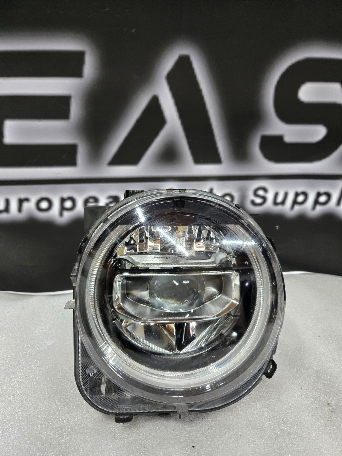 2018-2023 Jeep Wrangler Gladiator Right RH Passenger Side Full LED Headlight OEM