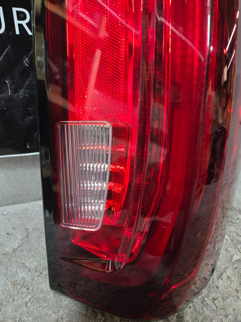 2019-2023 GMC Sierra 1500 Tail Light FULL LED Right Passenger RH OEM 84968741