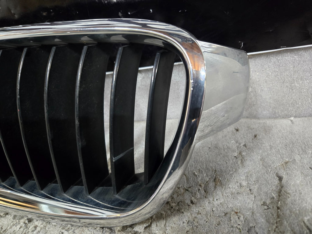 2012 - 2015 BMW 3 Series Front Kidney Grille Left + Right Side 5113-7255411 OEM