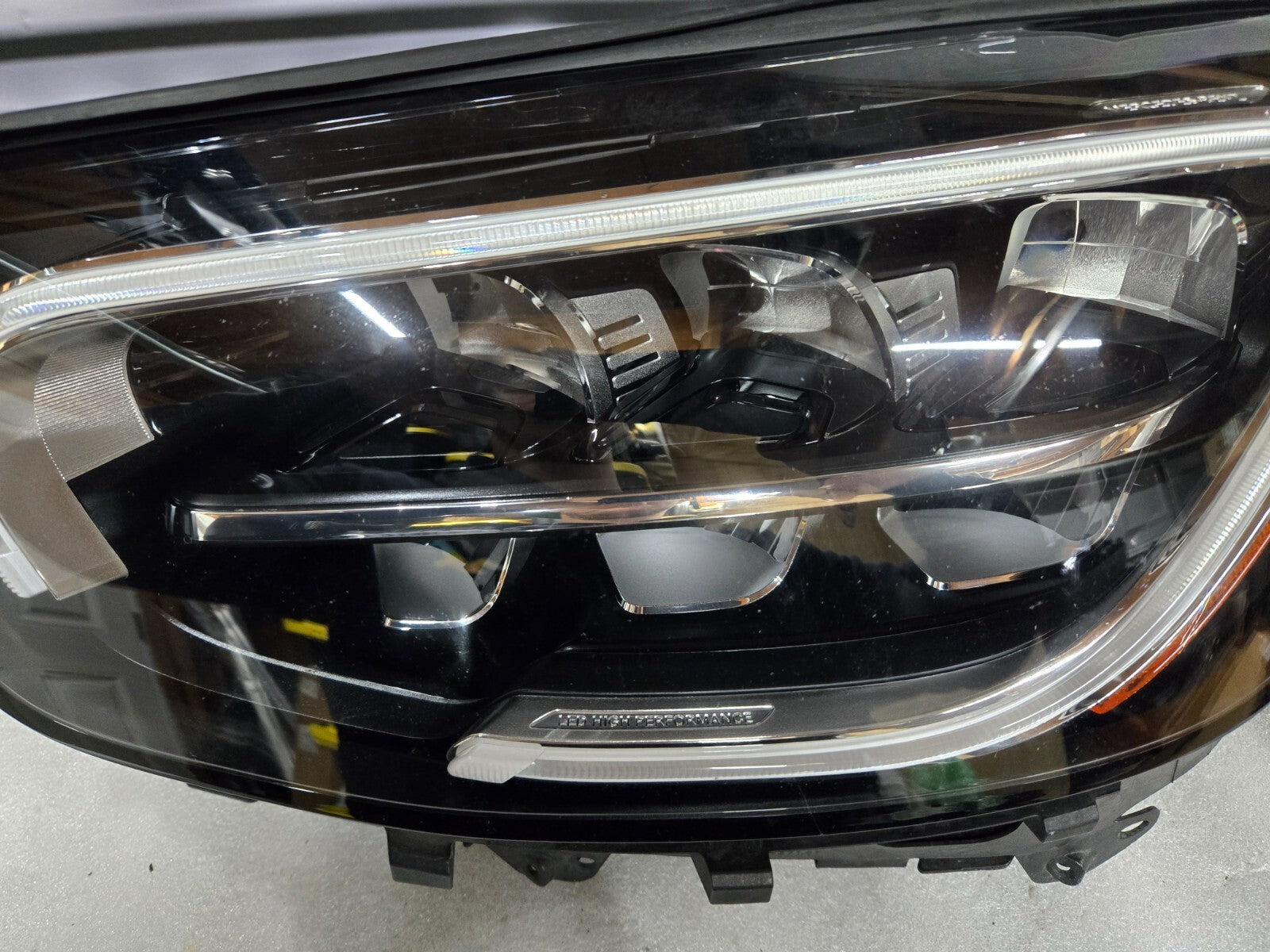20-21 Mercedes Benz X253 GLC300 LH Driver LED Headlight A2539067301 OEM COMPLETE