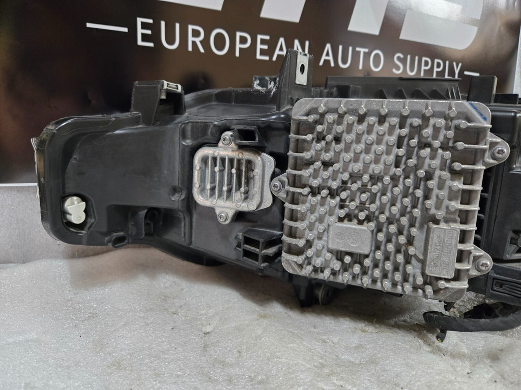 2016-2018 BMW 3-Series F30 Right RH Side Non-Adaptive LED Headlight OEM COMPLETE