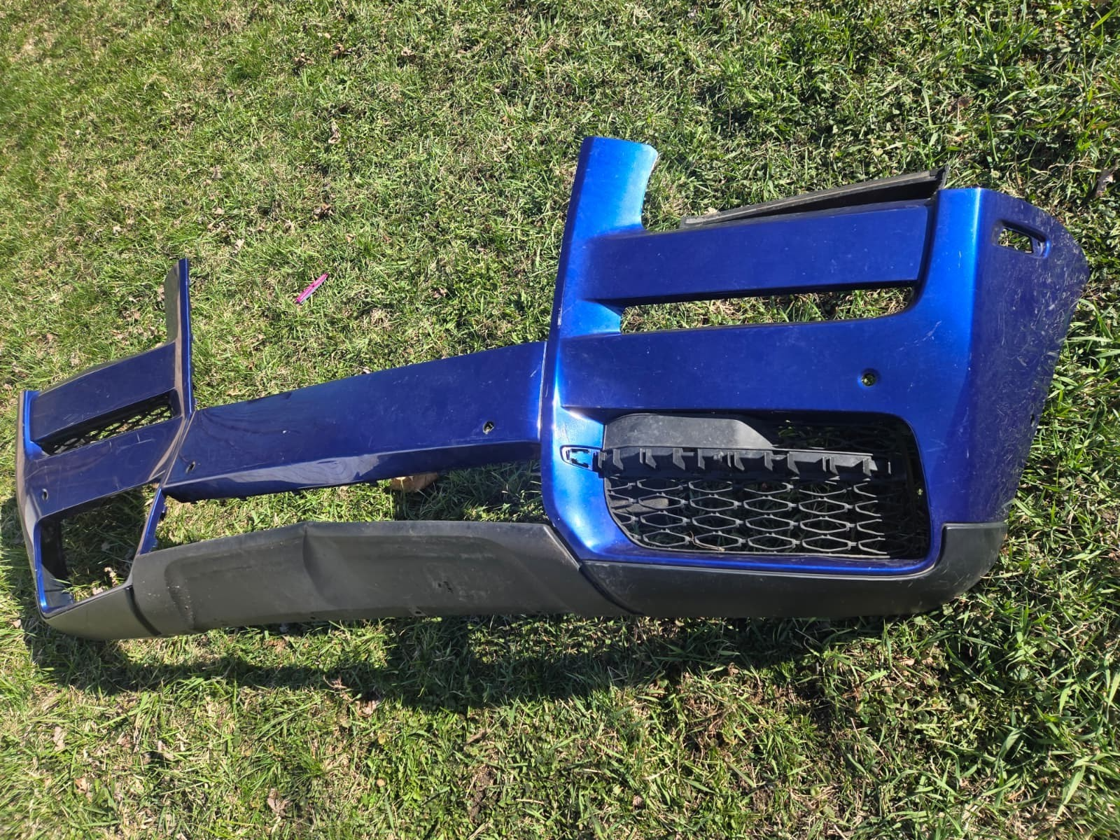 2019-2023 ROLLS ROYCE CULLINAN Front Bumper Cover RR31 OEM BLUE 5112126296