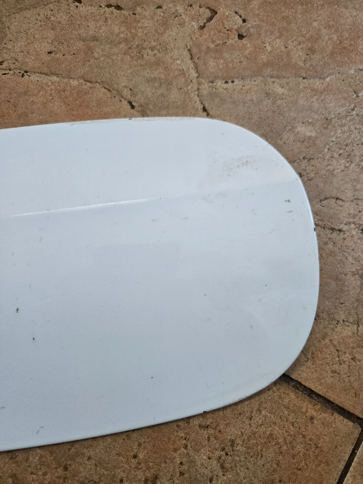 2016-2021 MERCEDES BENZ W213 A2137572100 Fuel Tank Flap OEM