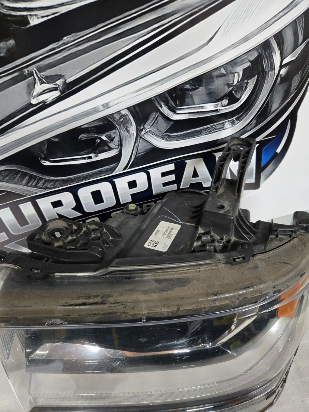 2016-2018 Chevrolet Silverado 1500 Left LH Driver Side Xenon HID Headlight OEM