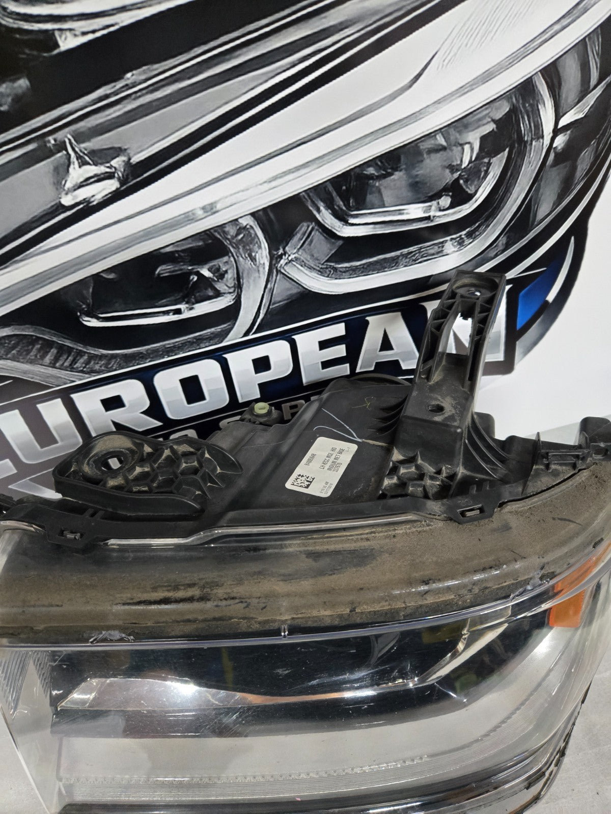 2016-2018 Chevrolet Silverado 1500 Left LH Driver Side Xenon HID Headlight OEM
