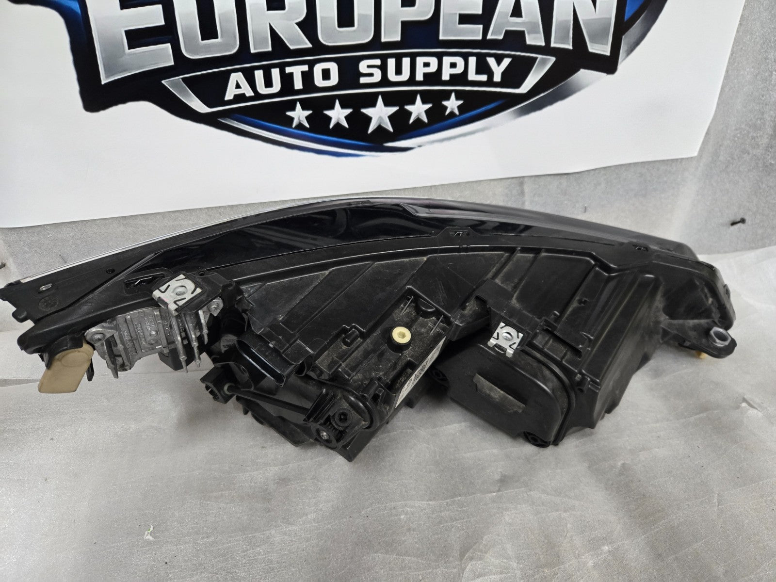 2022-2024 Volkswagen GTI Left LH Driver LED Headlight 5H0941059F OEM