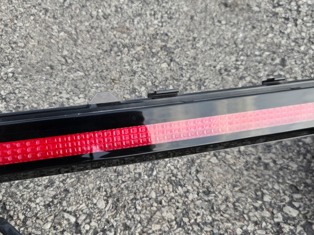22-24 Hyundai Tucson Rear Center Trunk w/ Camera LED Tail Light OEM 92403-CW120