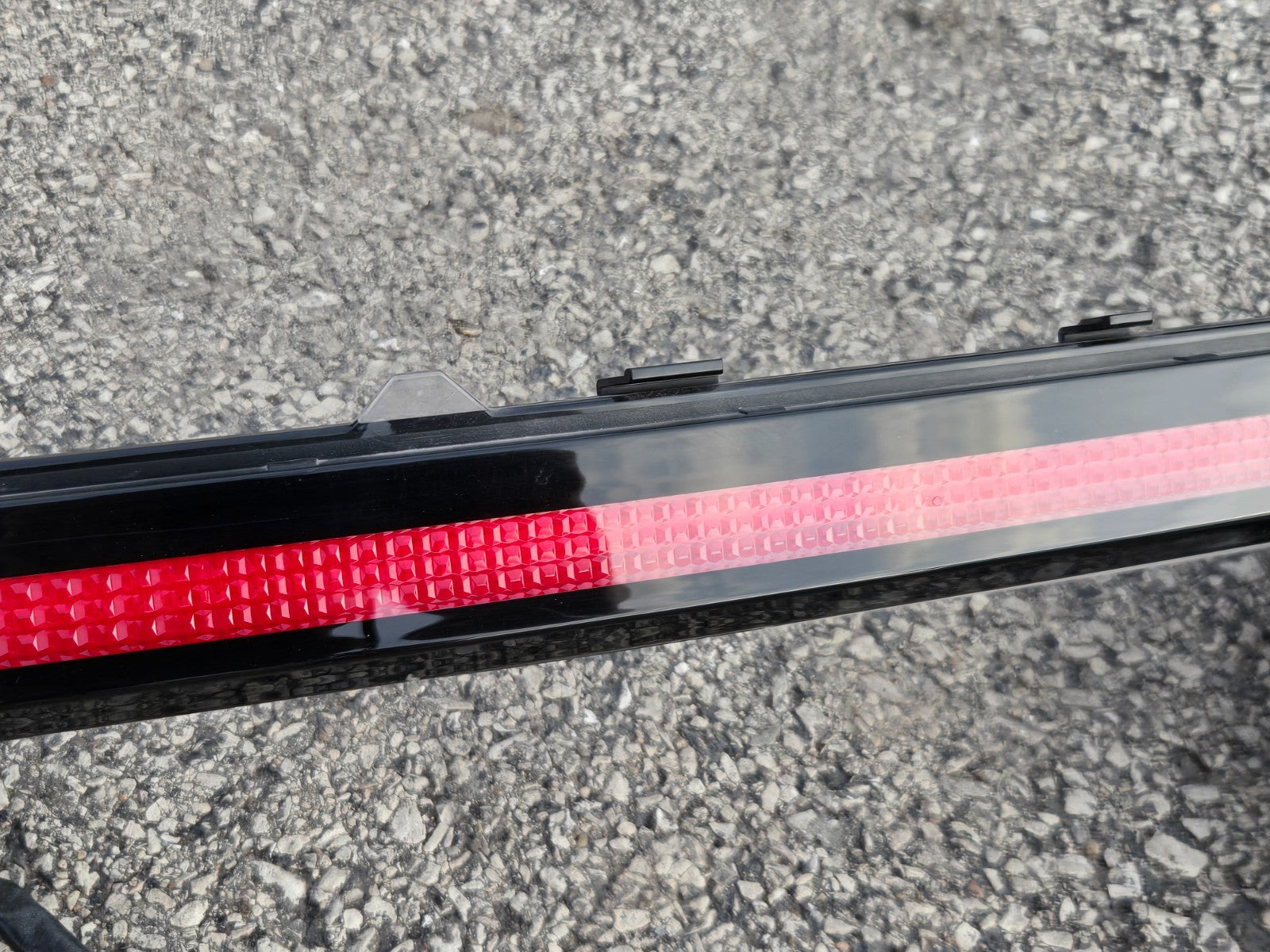 22-24 Hyundai Tucson Rear Center Trunk w/ Camera LED Tail Light OEM 92403-CW120