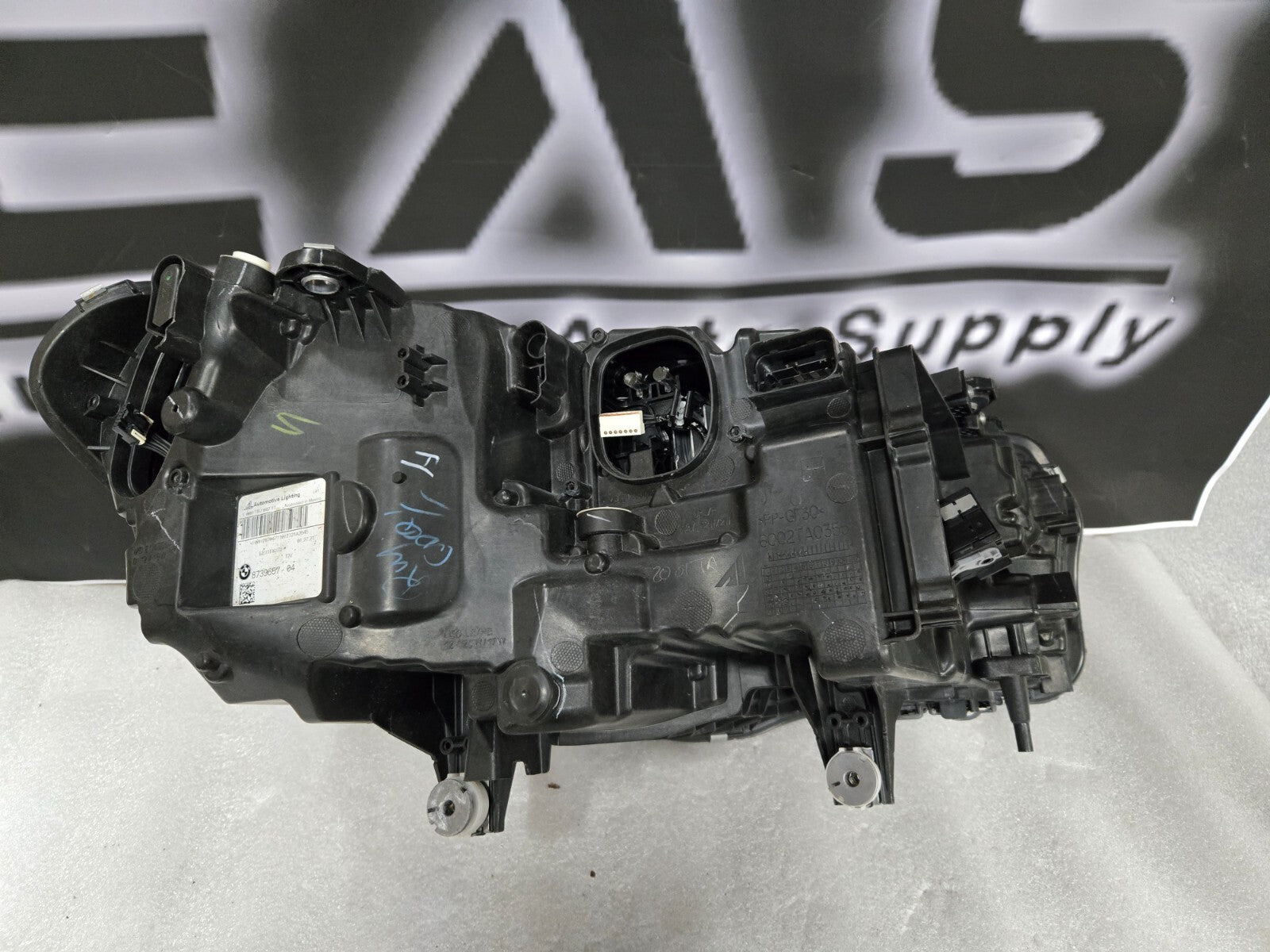 2018-2021 BMW X3 X4 G01 G02 Adaptive LED HEADLIGHT LEFT DRIVERS SIDE OEM 8739657