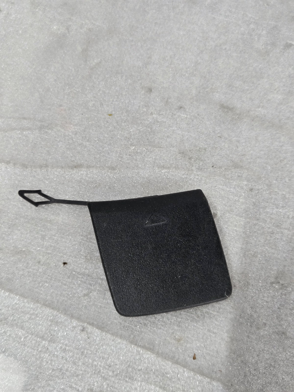 2016 2017 2018 2019 BMW F48 X1 REAR BUMPER TOW HOOK COVER CAP OEM 7361233