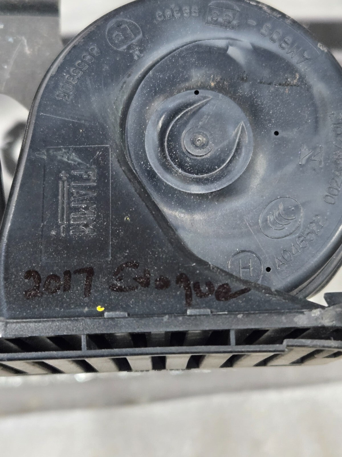 2015-2019 Land Rover Discovery Sport L550 Dual Electric Horn BJ3213A803AC OEM