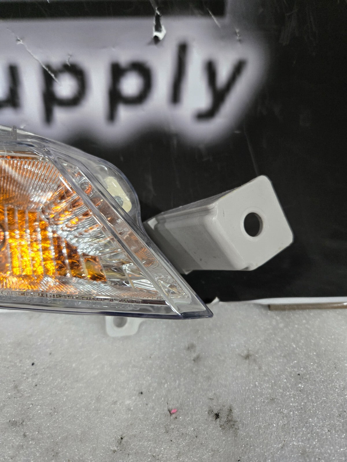 2019-2020 Nissan Altima Passenger Right RH Passenger Halogen Signal Lamp OEM