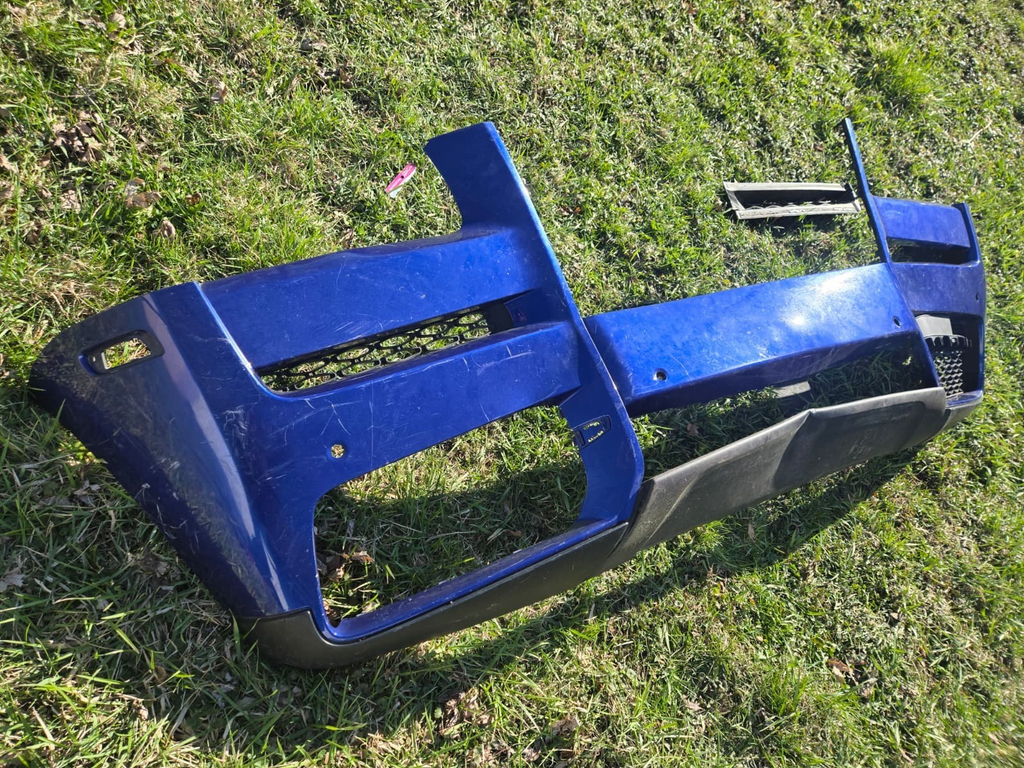 2019-2023 ROLLS ROYCE CULLINAN Front Bumper Cover RR31 OEM BLUE 5112126296