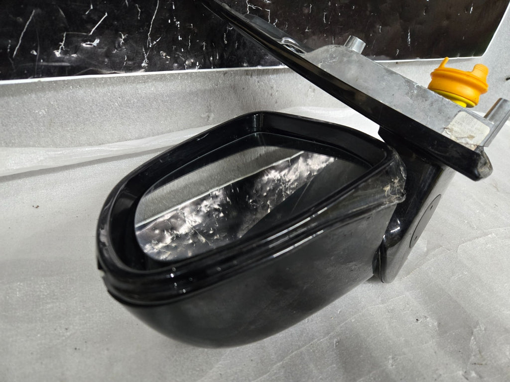 2014 - 2018 BMW X5 F15 FRONT LEFT LH DOOR EXTERIOR SIDE VIEW MIRROR OEM WHITE
