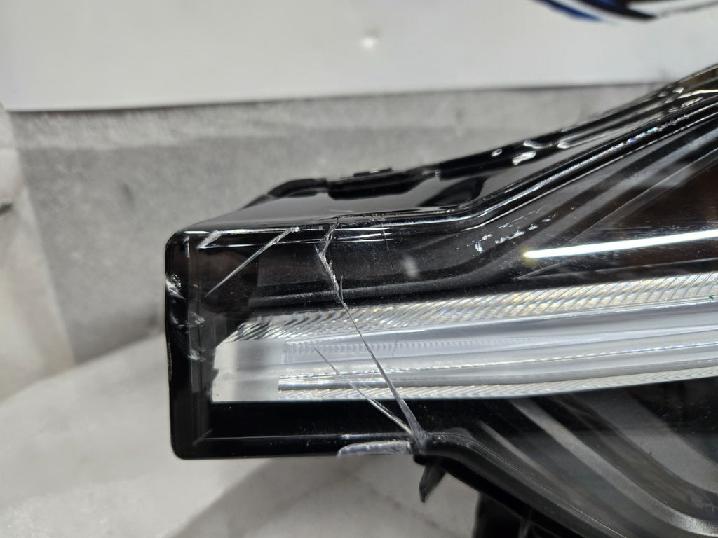 2021-2024 VOLVO XC60 LEFT LH DRIVER HEADLIGHT ADAPTIVE FULL LED OEM 32420428