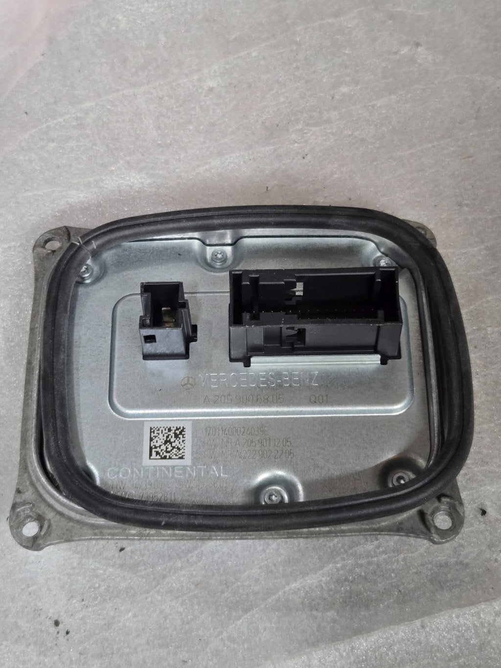 2017 MERCEDES C CLASS W205 LED HEADLIGHT BALLAST CONTROL MODULE A2059006805 OEM