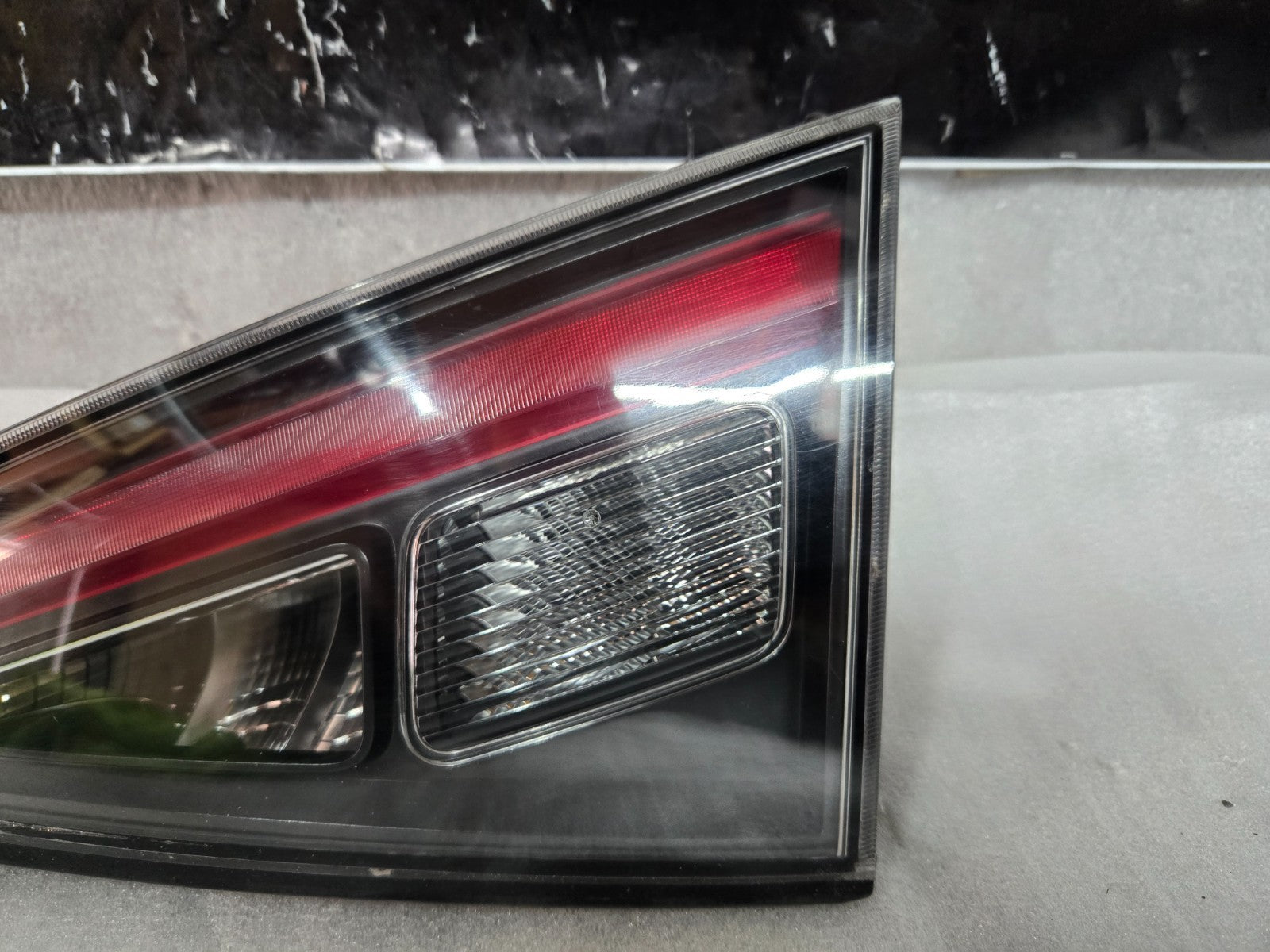 2024 Alfa Romeo Giulia LED Tail Light OEM Right RH Passenger Side 00505729810