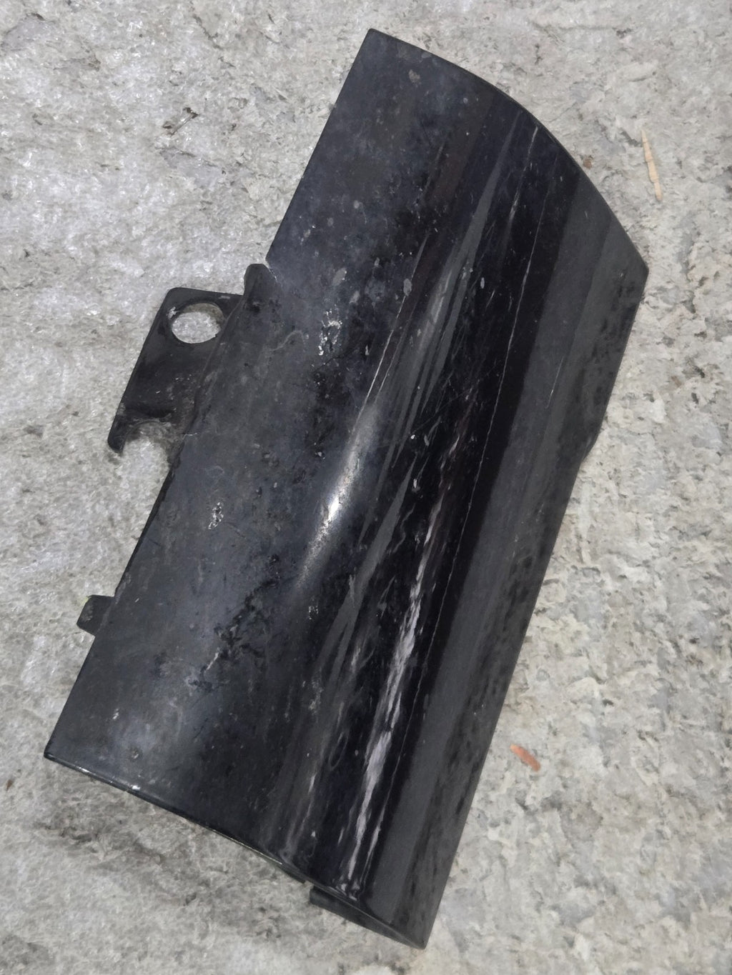 2022-2025 RANGE ROVER LEFT DRIVER SIDE FENDER MOLDING OEM LR177250 M8E2-16165-AE