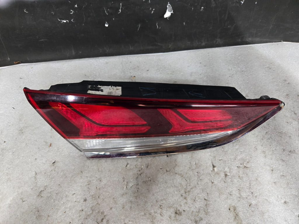 2018 - 2019 Hyundai Sonata Halogen Inner Tail Light Left Driver 92403-C2 OEM