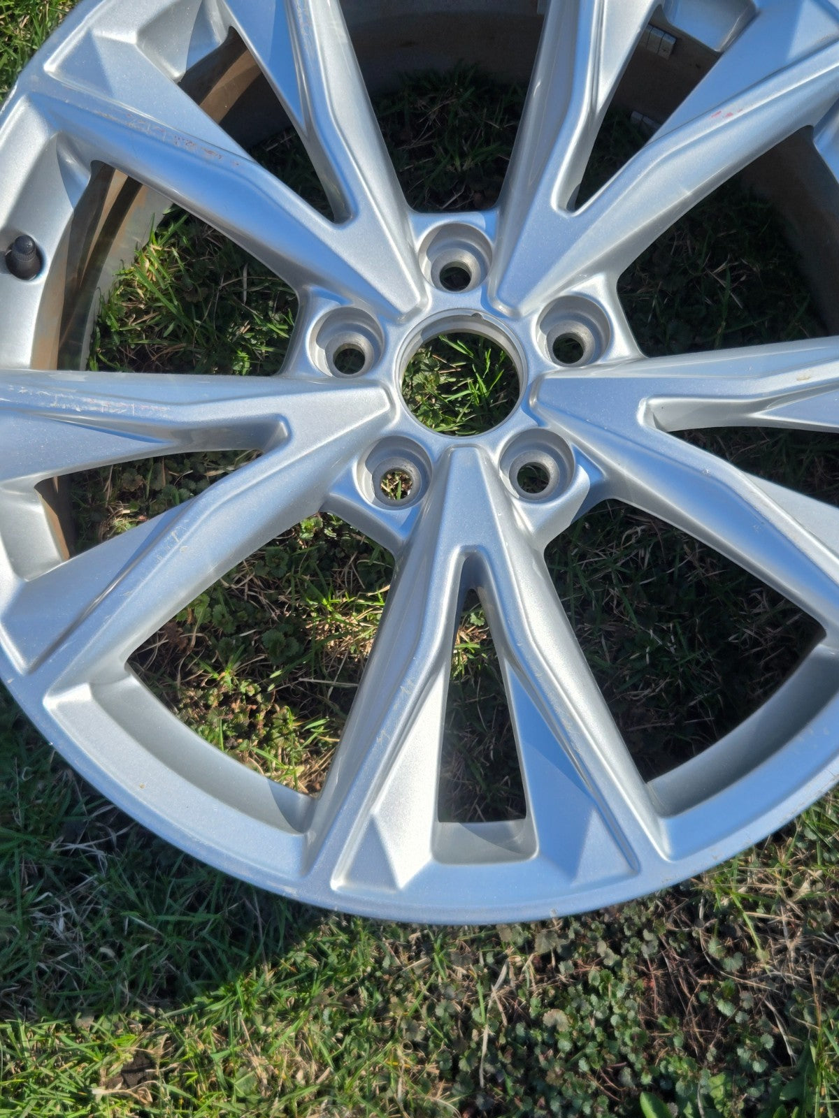 2019-2023 AUDI Q3 18" ALLOY WHEEL 83A601025K OEM 83A-601-025-K