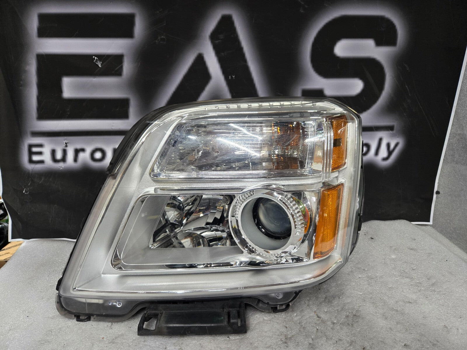 2010 2011 2012 2013 2014 2015 GMC Terrain Driver Left LH Halogen Headlight OEM