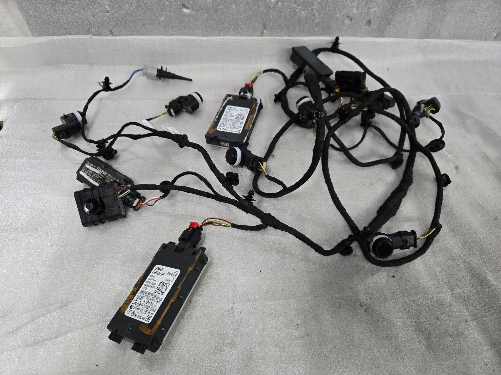 2023-2025 BMW X6 Wiring Harness Bumper Front 61125A75A22 COMPLETE w/Sensors OEM
