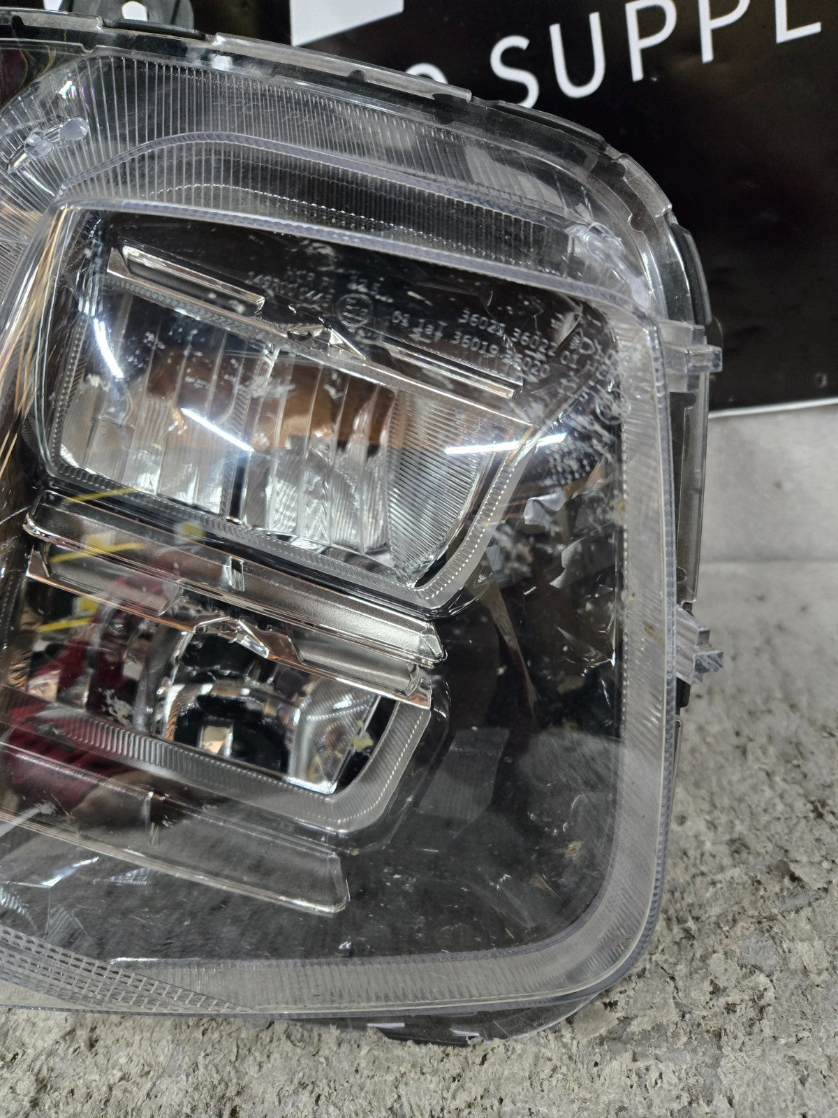 2022-2024 Hyundai Tucson Right RH Headlight Reflector LED 92102-N9 OEM KOREA