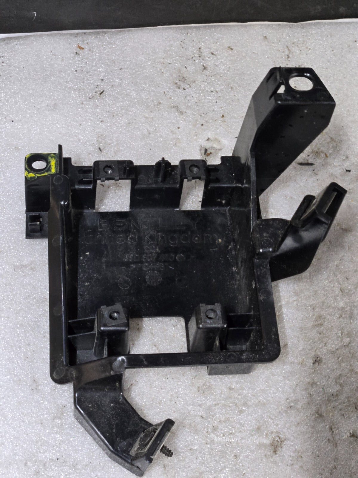 2019-2024 BENTLEY CONTINENTAL GT FRONT DRIVER SIDE RADAR BRACKET 3SD807440 OEM