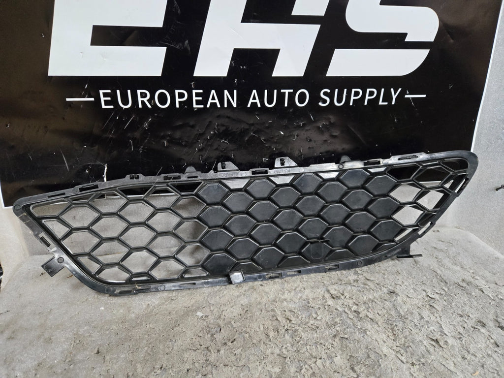 2017-2019 ALFA ROMEO GIULIA GENUINE FRONT LEFT BUMPER GRILLE TRIM OEM 156107969
