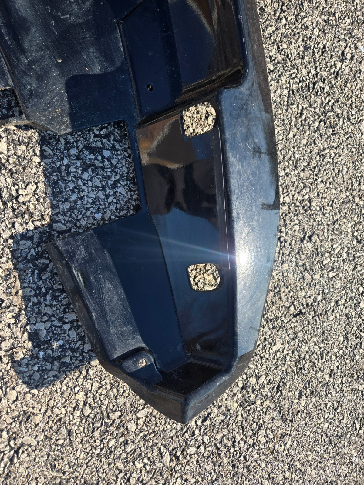 15-20 CHEVROLET SUBURBAN TAILGATE LIFTGATE ROOF SPOILER LOWER COVER OEM 22892618