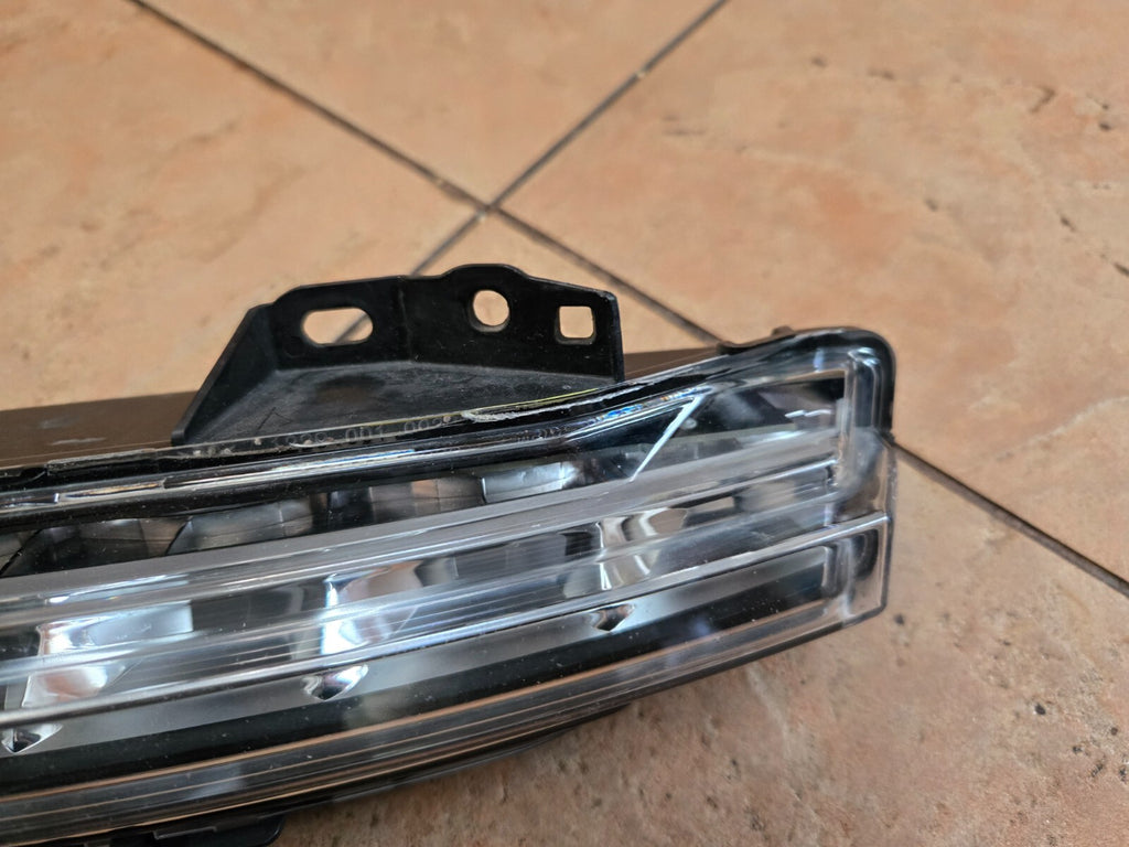 2022-2023 Range Rover Vogue L460 Left Driver LED Foglight OEM M8E215201AC