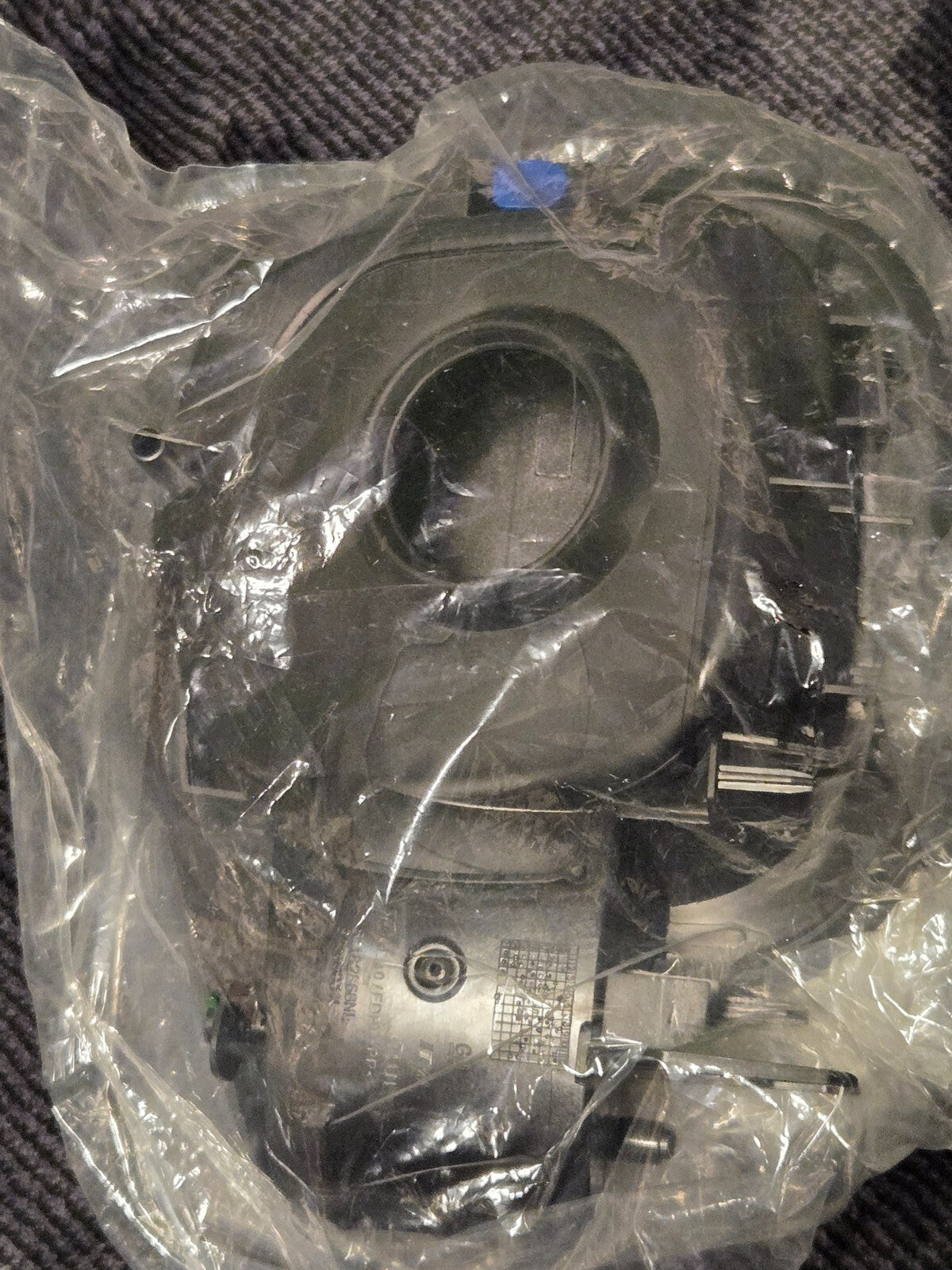 Genuine GM Fuel Tank Filler Pipe Housing 84182868 OEM