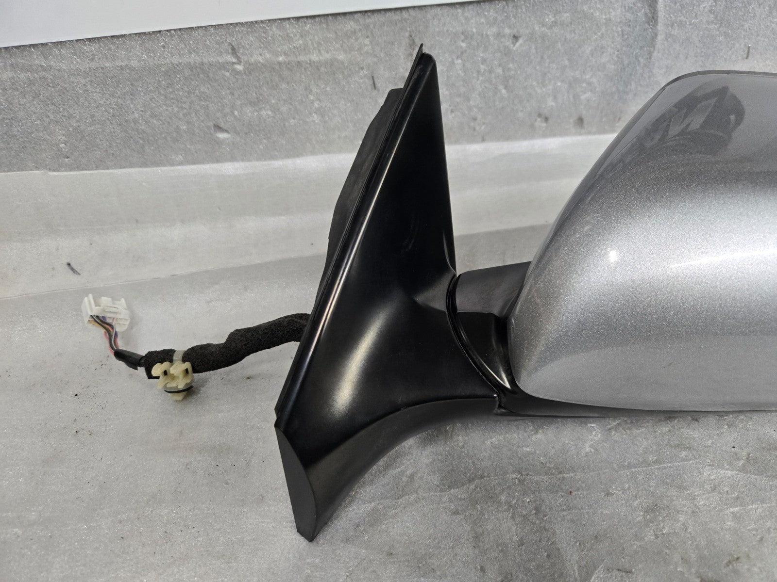 2017-22 Honda CR-V  Left LH Driver Side 9-Wire w/ Blind Spot Mirror GREY OEM