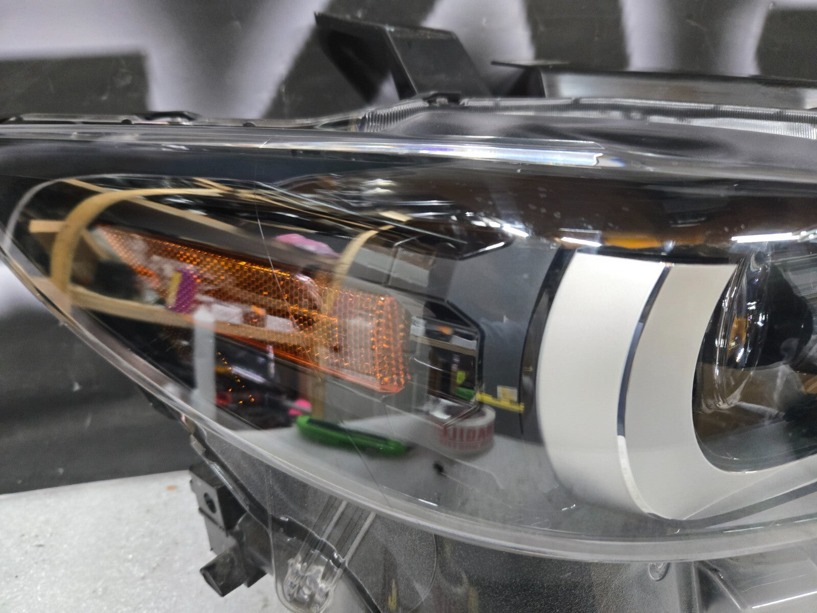 2022-2024 MAZDA CX-5 HEADLIGHT RIGHT PASSENGER SIDE LED NON AFS OEM KSD6-51030 