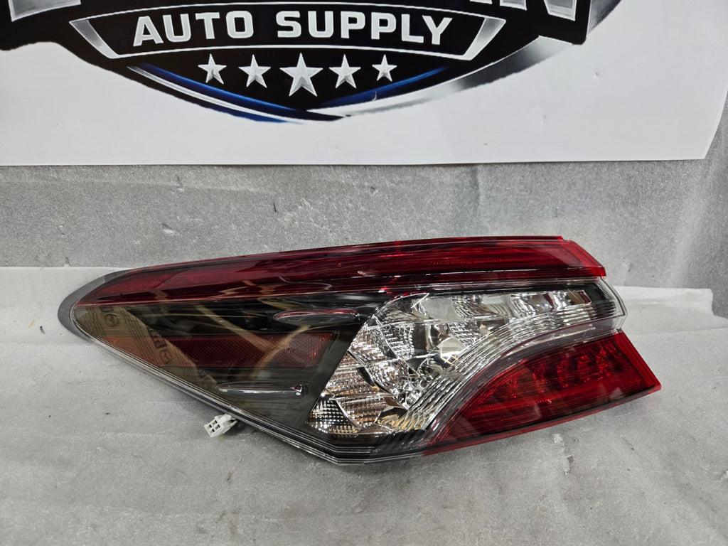 2021 2022 2023 Toyota Camry XSE Smoke LED Tail Light Driver Left LH OEM