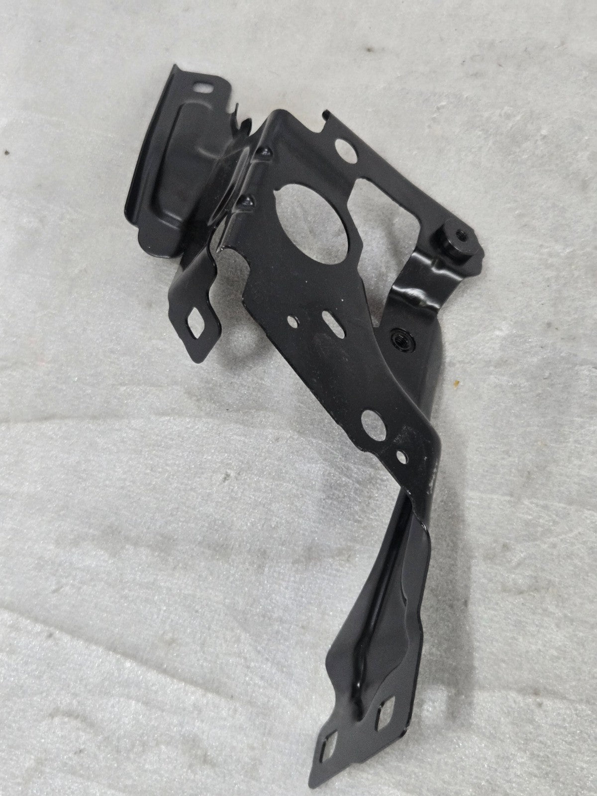2022-2025 BMW I4 G26 Front Left LH Side Upper Fender Support Bracket 8739317 OEM